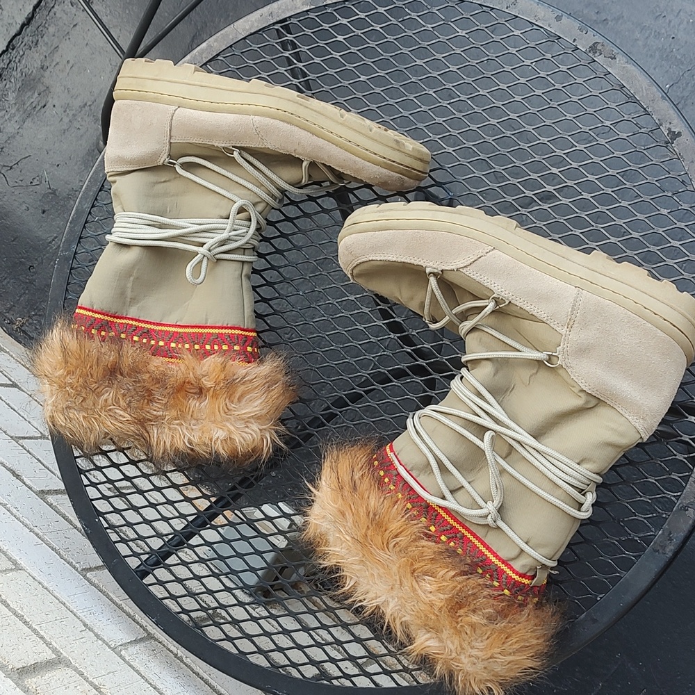 Brown Boots - Picture 5 of 12